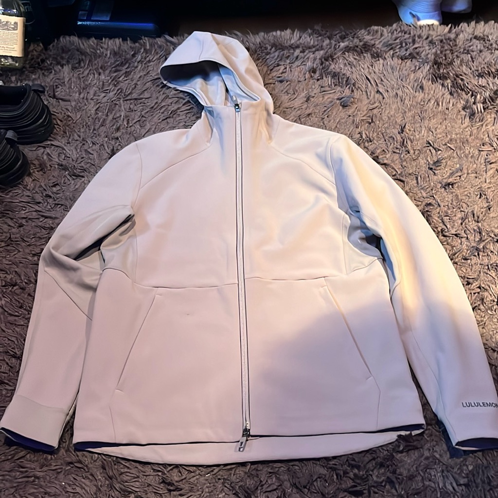 Lulu Lemon Sweatshirt